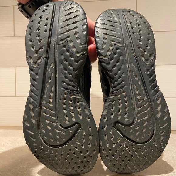 Nike Legend React 2 - Size 7 - Picture 7 of 8